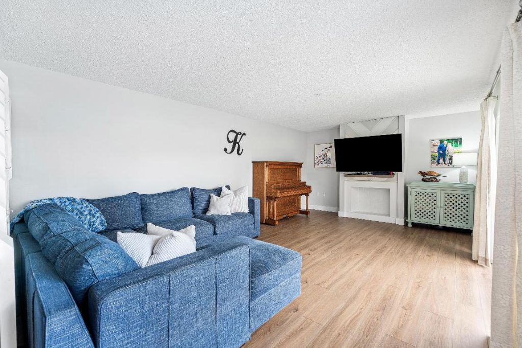 707 7th Court, Palm Beach Gardens, FL 33410 Photo