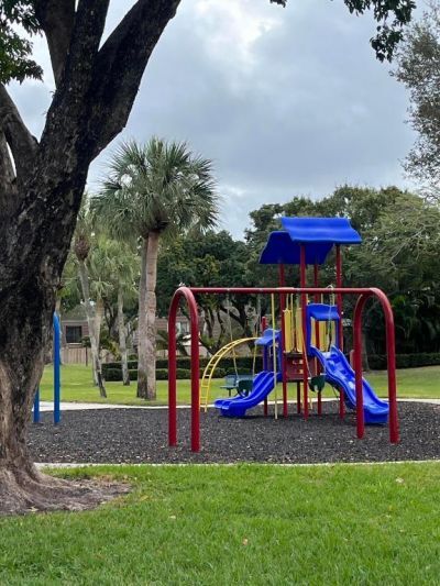 707 7th Court, Palm Beach Gardens, FL 33410 Photo