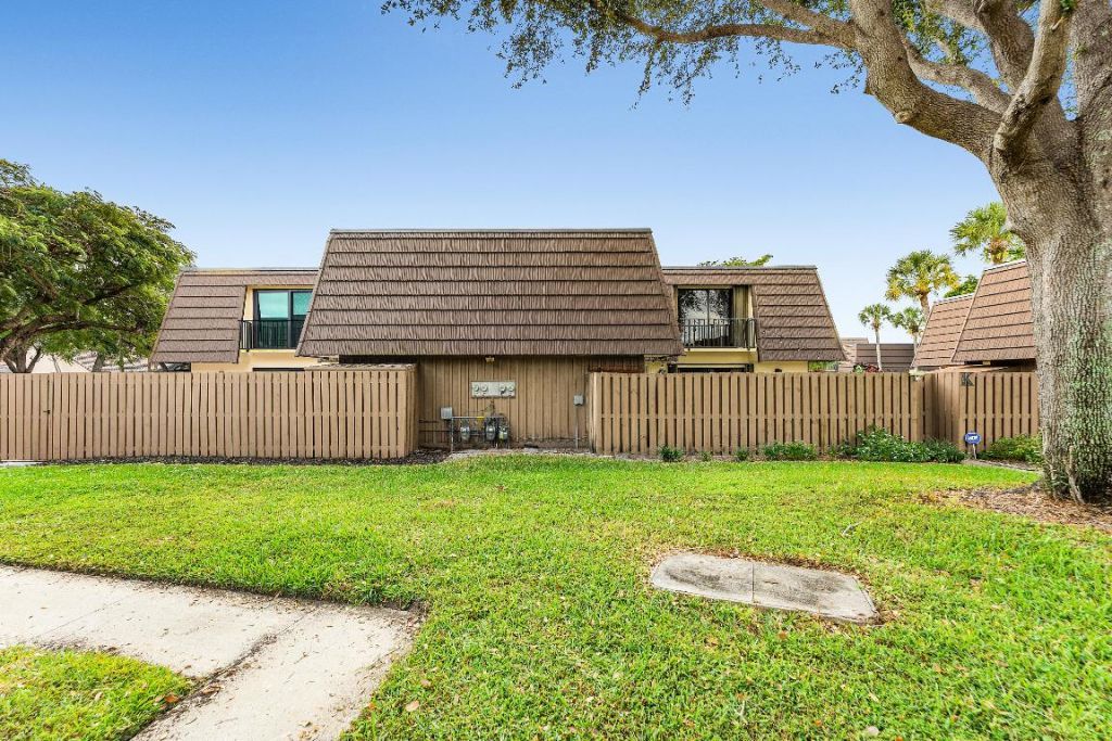 707 7th Court, Palm Beach Gardens, FL 33410 Photo