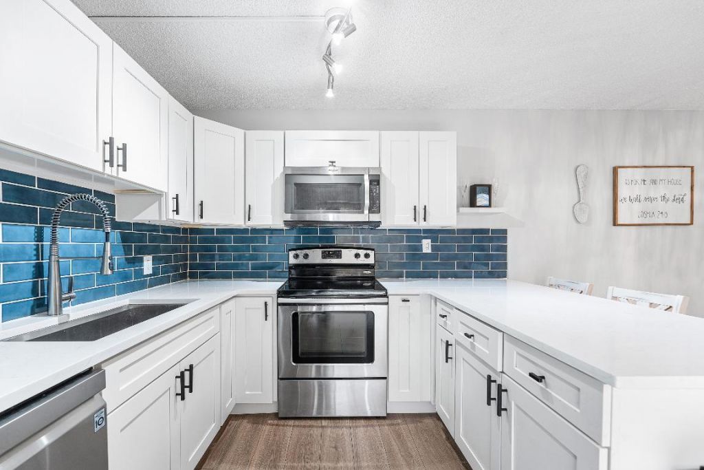 707 7th Court, Palm Beach Gardens, FL 33410 Photo