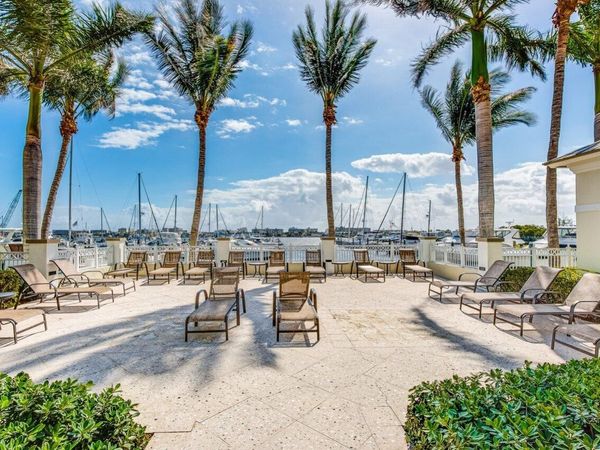 806 E Windward Way, Unit 509, Lantana, FL 33462