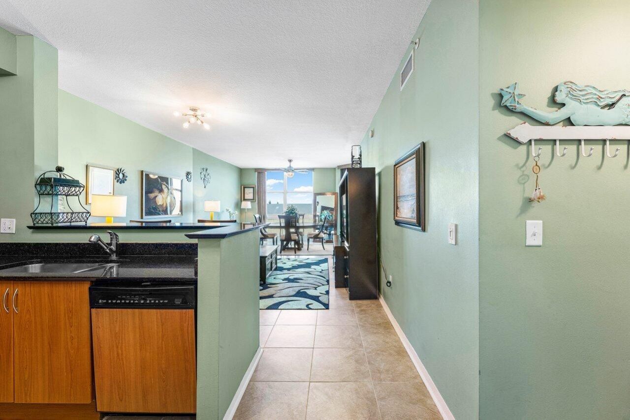 806 E Windward Way, Unit 509, Lantana, FL 33462 Photo