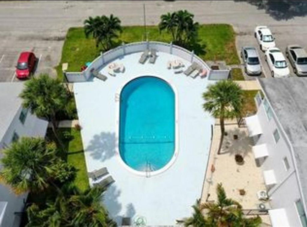 1920 51st Court, Unit 101, Fort Lauderdale, FL 33308 Photo