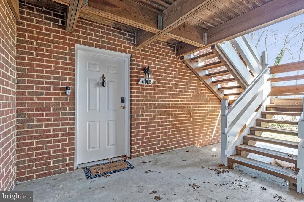 11142 Beaver Trail Court, Reston, VA 20191 Main Photo