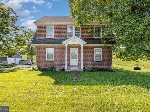 2775 W COLLEGE AVENUE, YORK, PA 17408