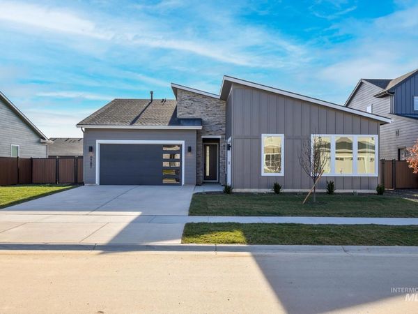 9787 W Nicasio Dr, Star, ID 83669