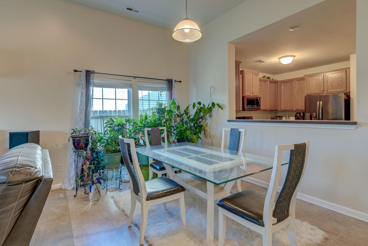 224 Withers Lane Photo 10