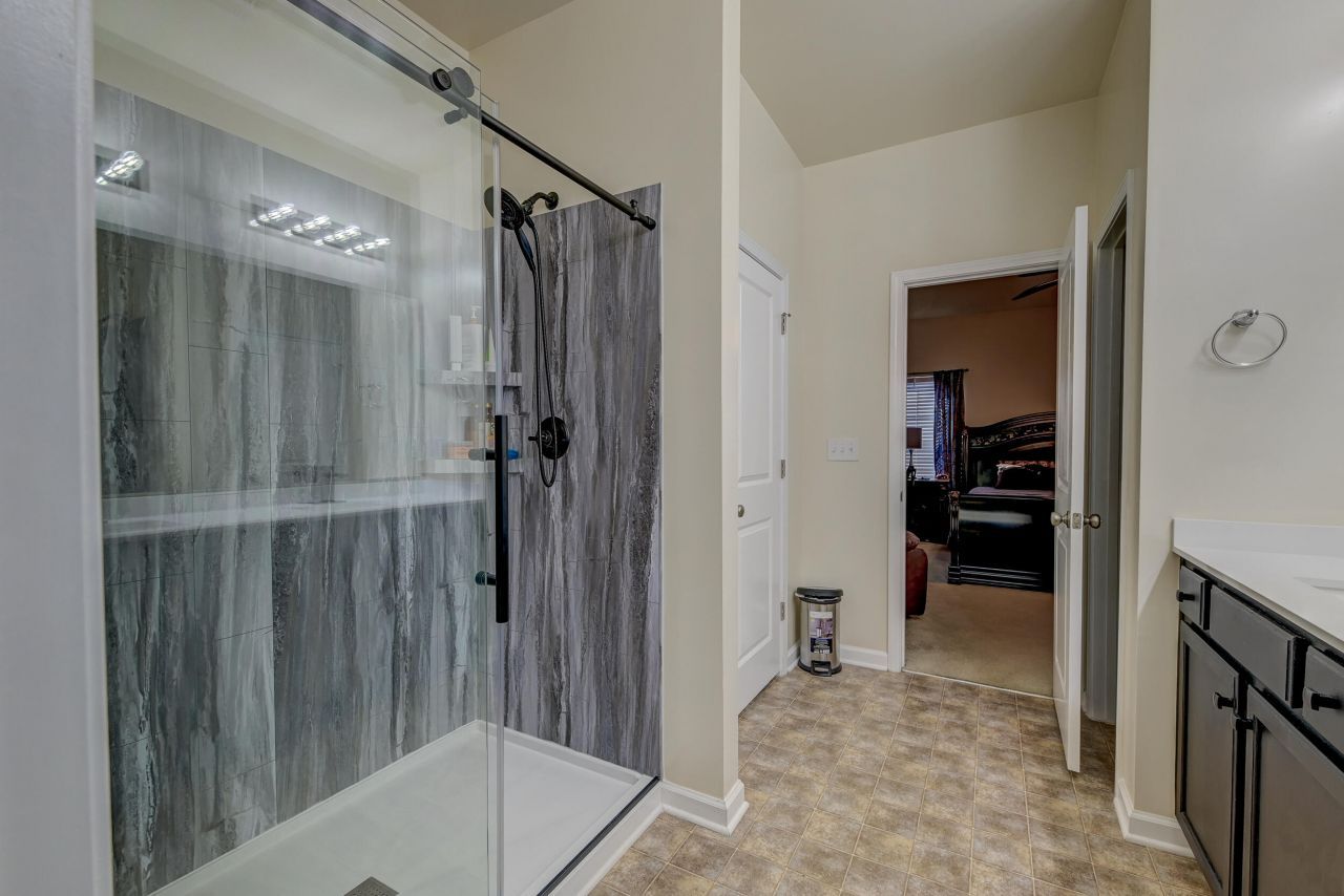 224 Withers Lane Photo 18