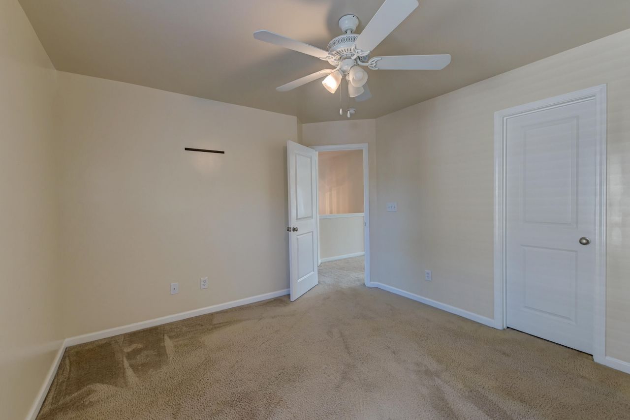 224 Withers Lane Photo 28