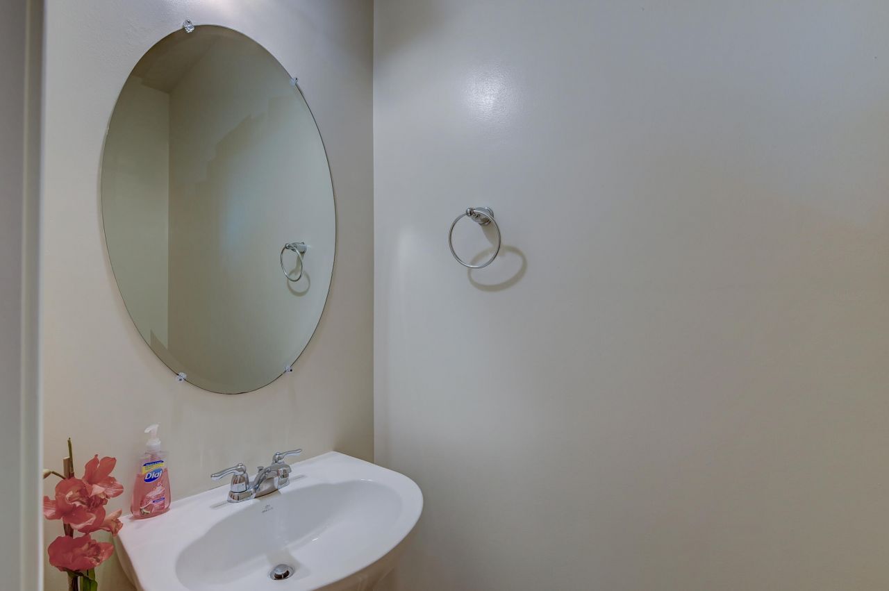 224 Withers Lane Photo 44