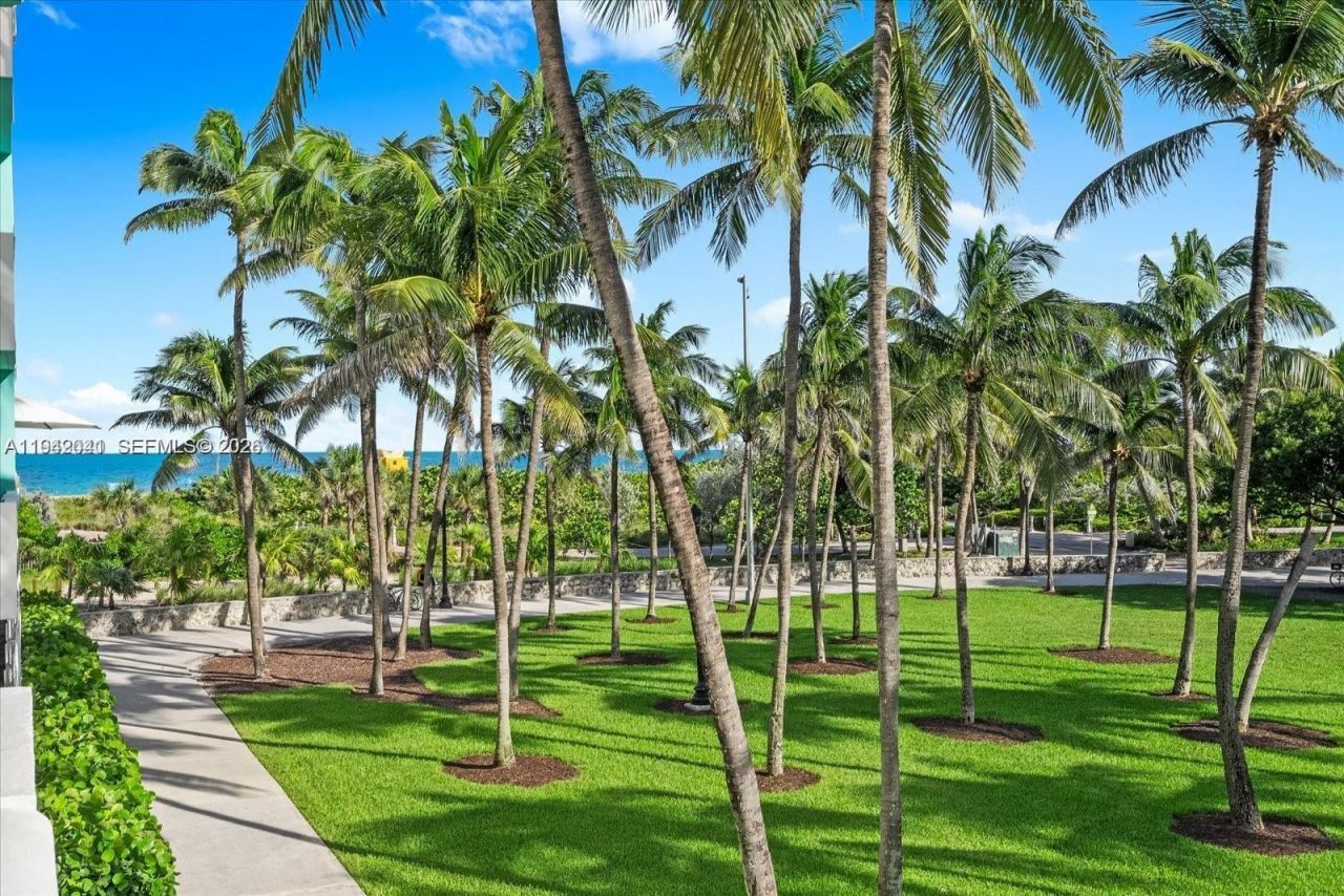 301 Ocean Dr, Unit 302, Miami Beach, FL 33139 Photo