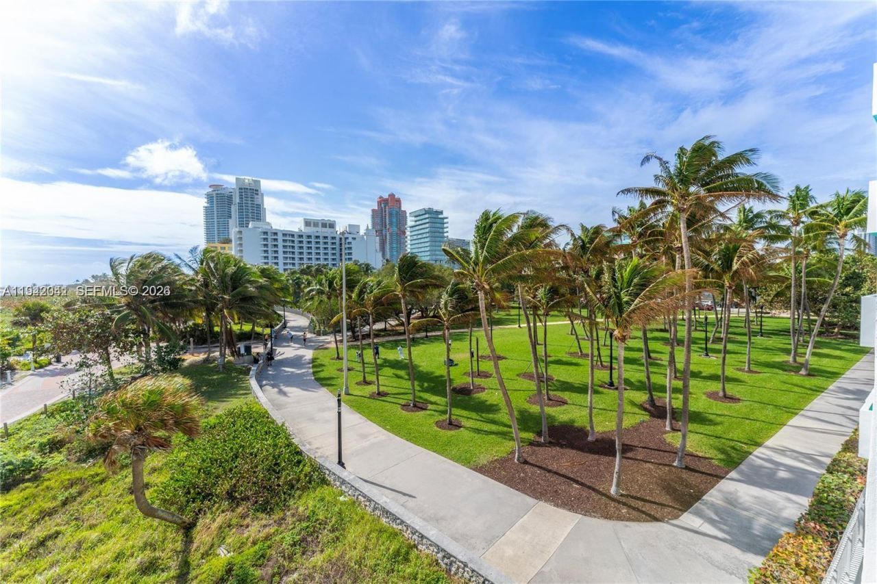 301 Ocean Dr, Unit 302, Miami Beach, FL 33139 Photo