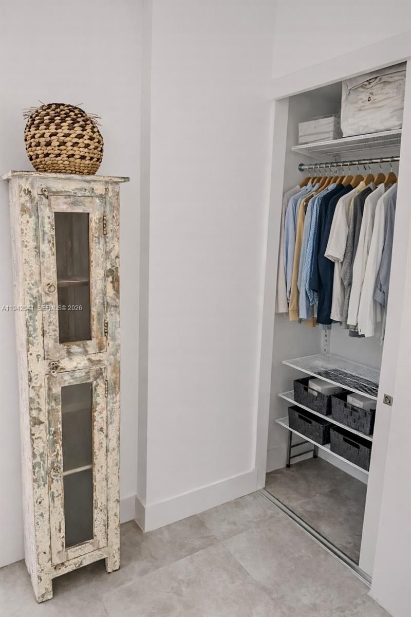 301 Ocean Dr, Unit 302, Miami Beach, FL 33139 Photo