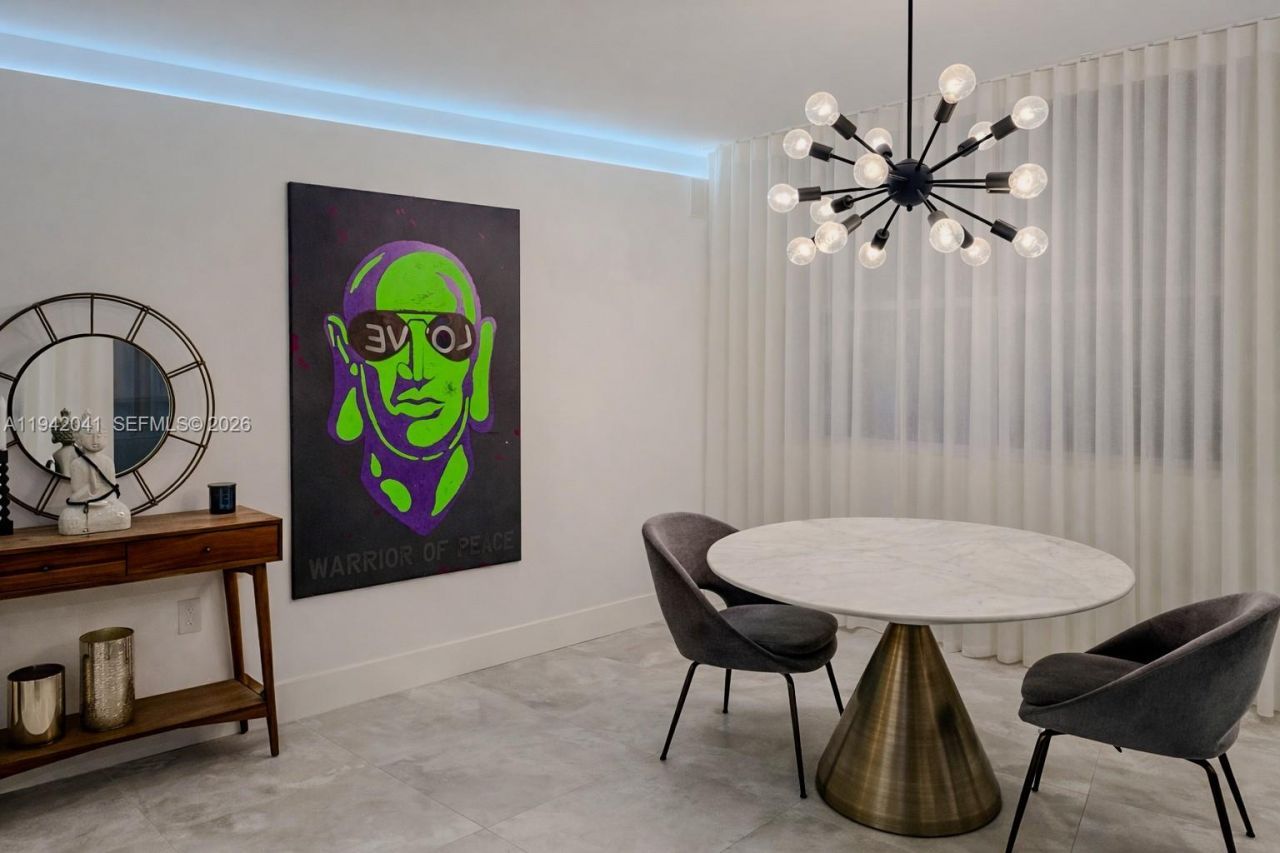 301 Ocean Dr, Unit 302, Miami Beach, FL 33139 Photo