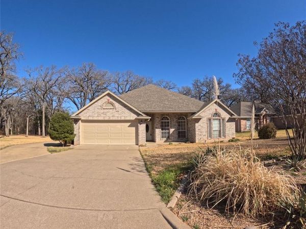 1205 Timber Creek Drive, Weatherford, TX 76086