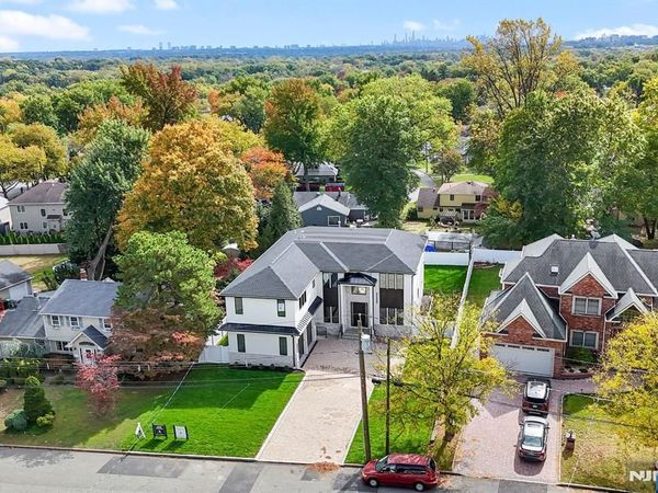 156 Stuart Street, PARAMUS, NJ 07652