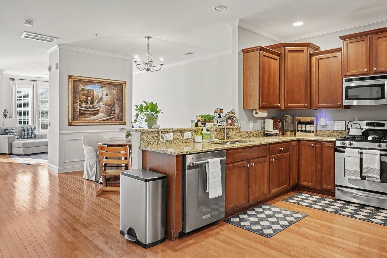 3704 Bagley Drive Photo 9