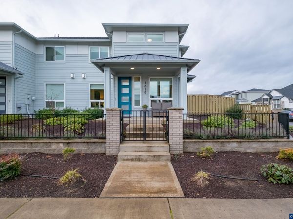 1818 SW 53rd St, Corvallis, OR 97333