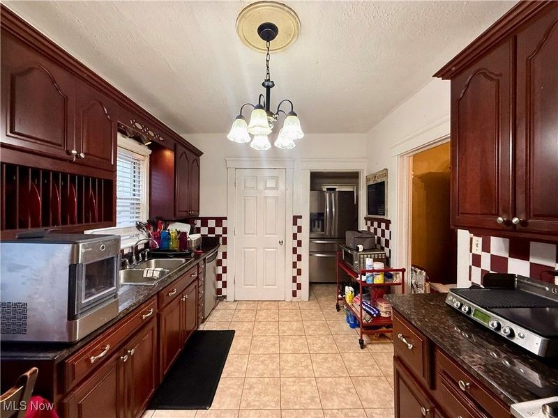 15220 Lucknow Avenue, Cleveland, OH 44110 Photo 16