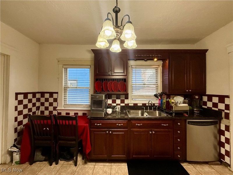 15220 Lucknow Avenue, Cleveland, OH 44110 Photo 20