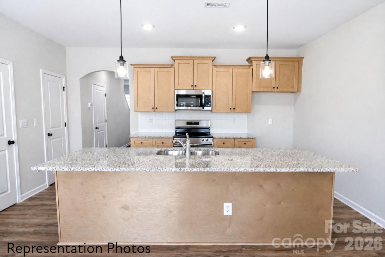 5953 Wallace Avenue, Charlotte, NC 28212 Main Photo