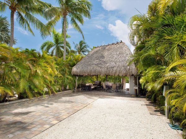 2950 Overseas Highway, Unit 36, Saddle Bunch, FL 33040