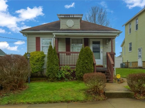 916 Temple Ave, New Castle, PA 16101