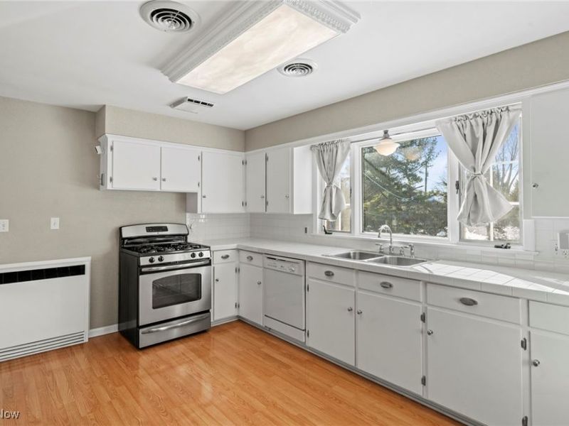 7041 Market Avenue N, Canton, OH 44721 Photo 26