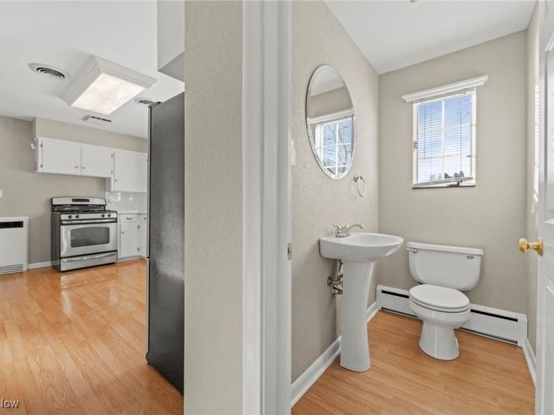 7041 Market Avenue N, Canton, OH 44721 Photo 29