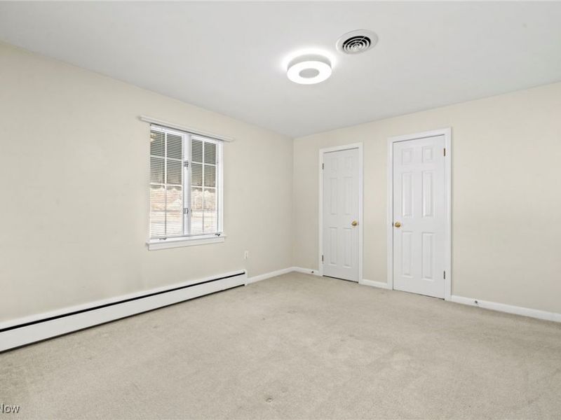 7041 Market Avenue N, Canton, OH 44721 Photo 32