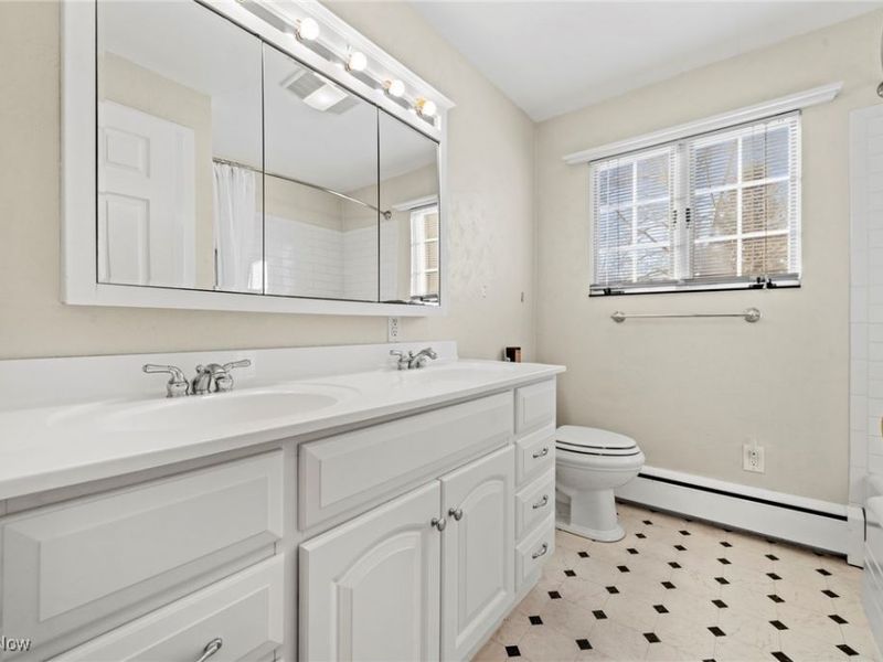 7041 Market Avenue N, Canton, OH 44721 Photo 35