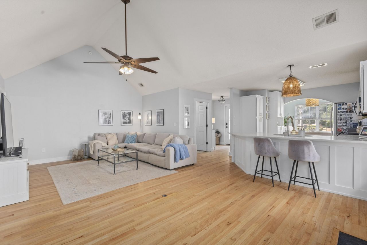 3050 Penny Lane Photo 11