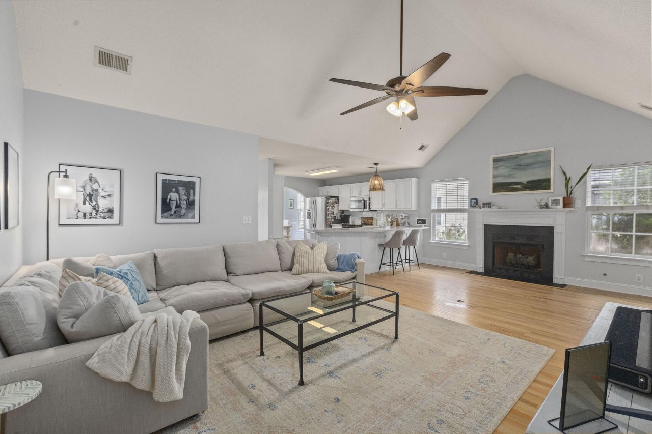 3050 Penny Lane Photo 12