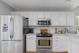 3050 Penny Lane photo 4