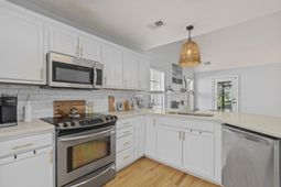 3050 Penny Lane photo 4