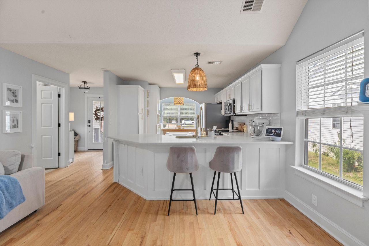 3050 Penny Lane Photo 6