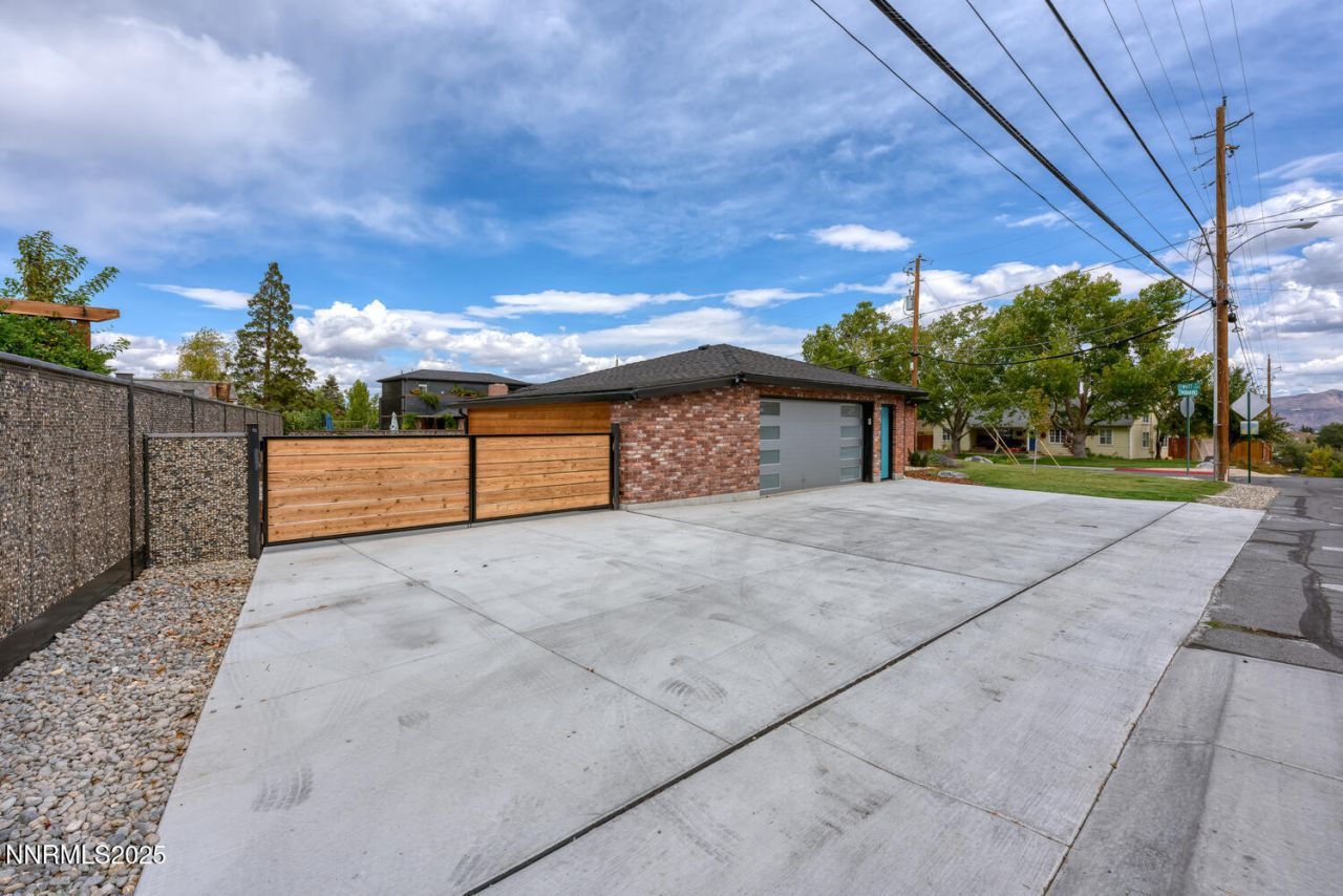 2395 Watt Street, Reno, NV 89509 Photo