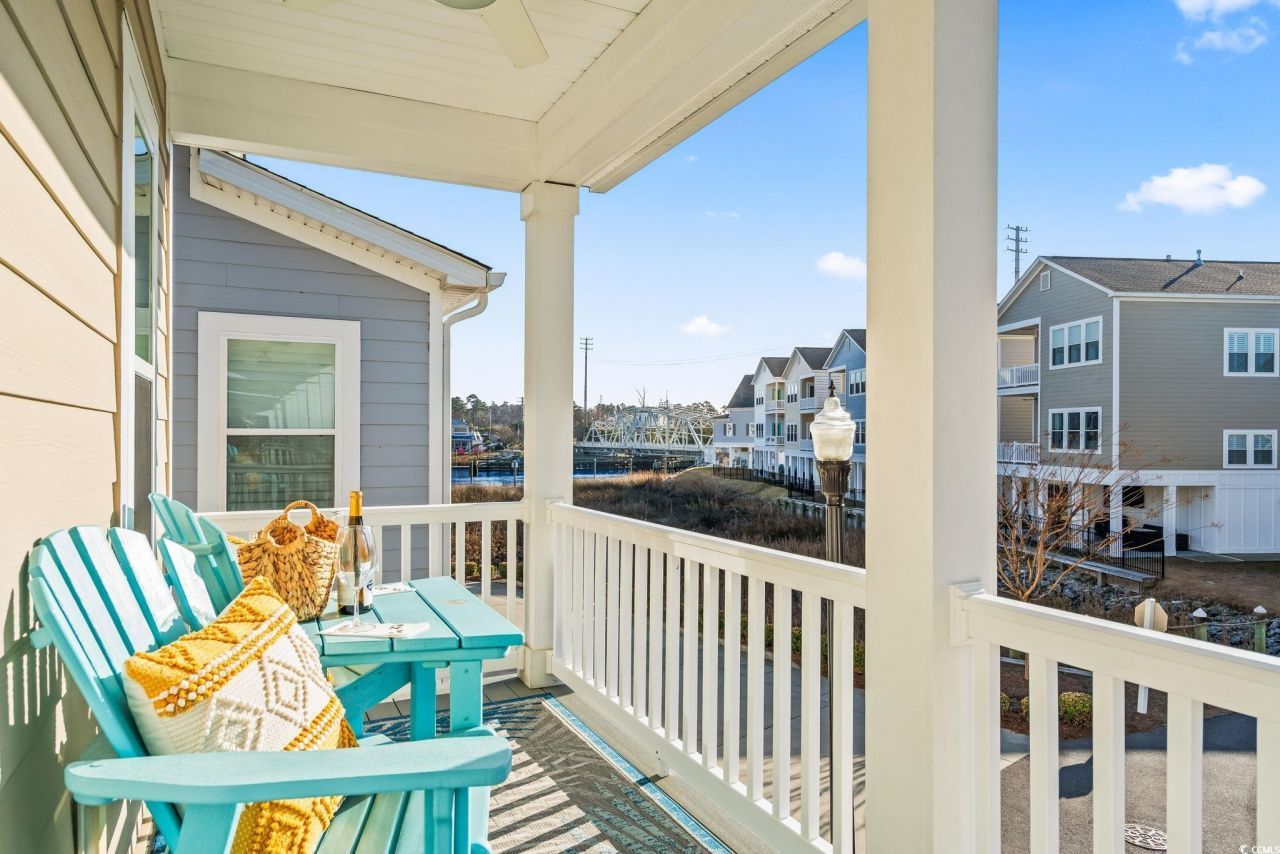 220 Gloucester Way Photo 20