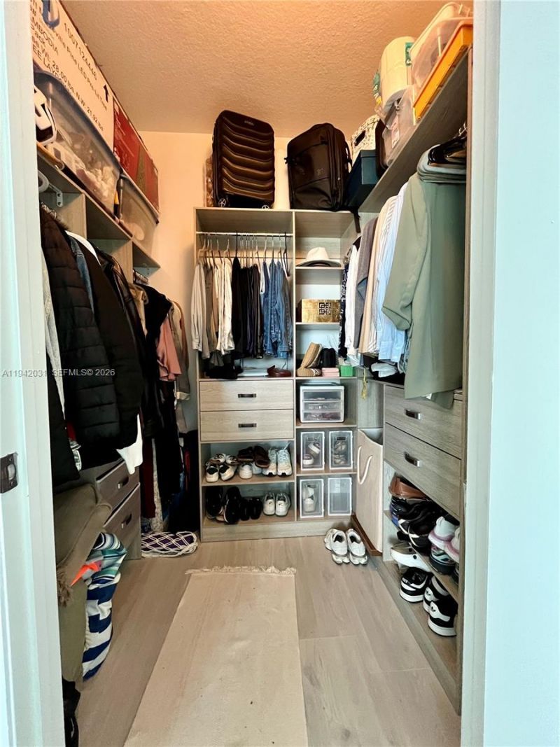 1900 N Bayshore Dr, Unit 1714, Miami, FL 33132 Photo