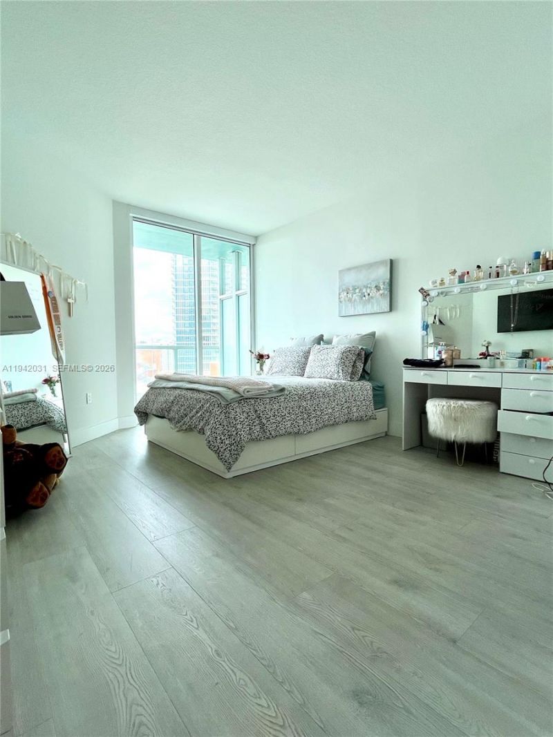 1900 N Bayshore Dr, Unit 1714, Miami, FL 33132 Photo