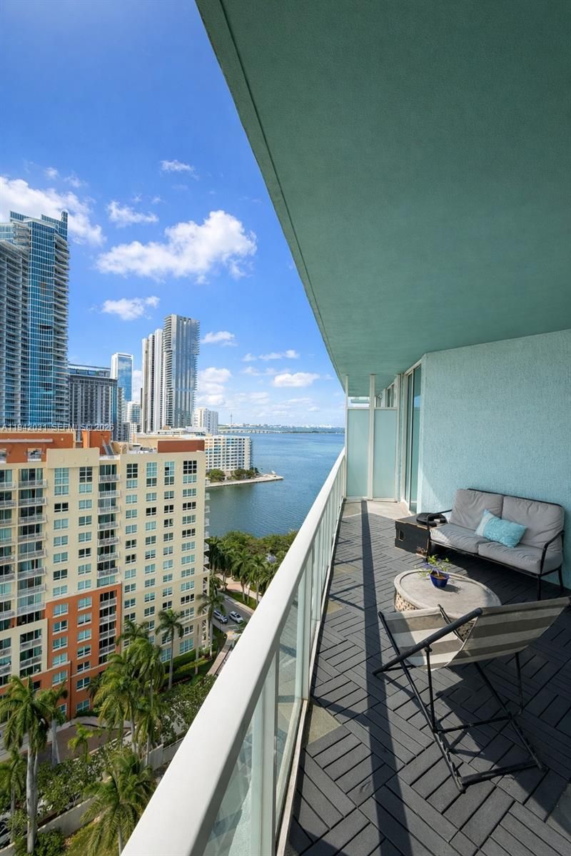 1900 N Bayshore Dr, Unit 1714, Miami, FL 33132 Photo