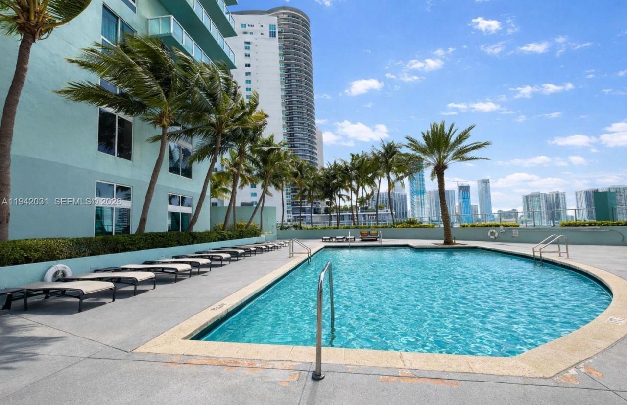 1900 N Bayshore Dr, Unit 1714, Miami, FL 33132 Photo