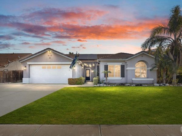 214 Irish Crystal Court, Bakersfield, CA 93314