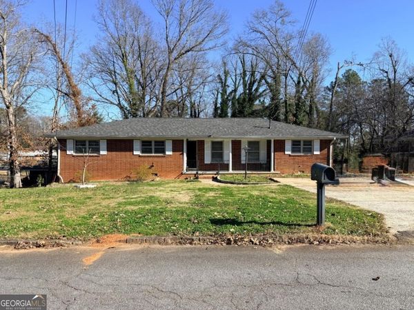 6532 Debbie Sue Lane, Morrow, GA 30260