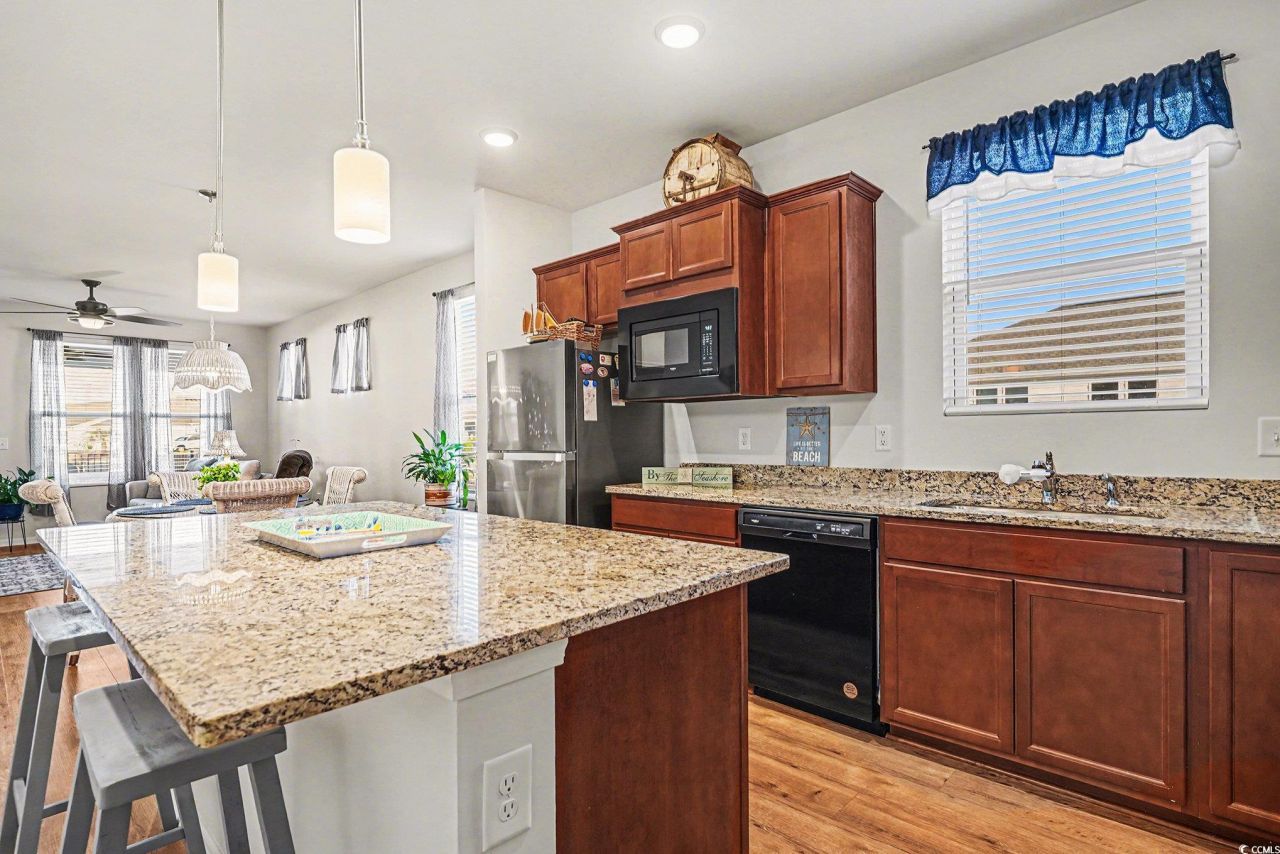 1400 Littleleaf Loop Photo 5