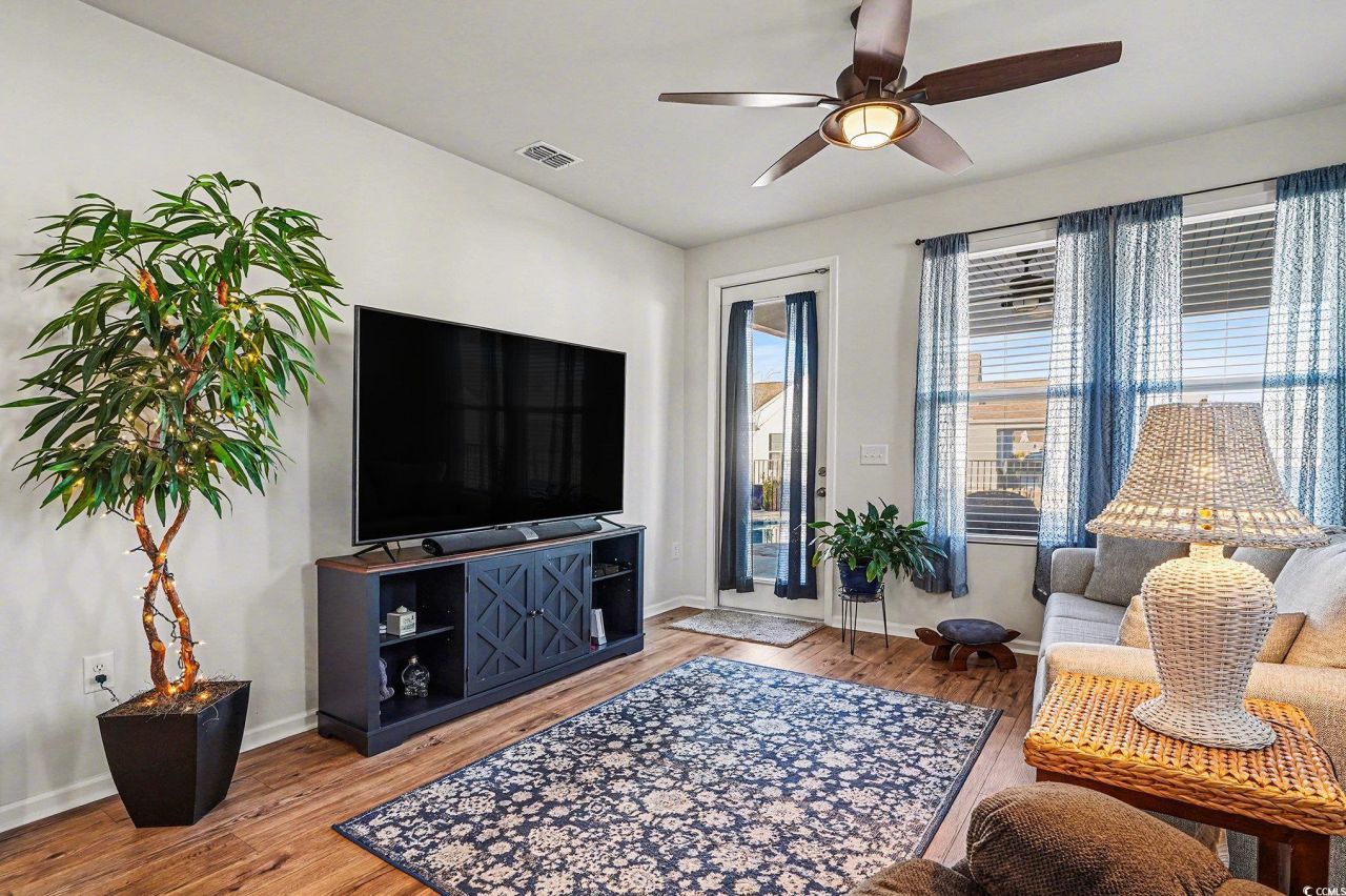 1400 Littleleaf Loop Photo 9