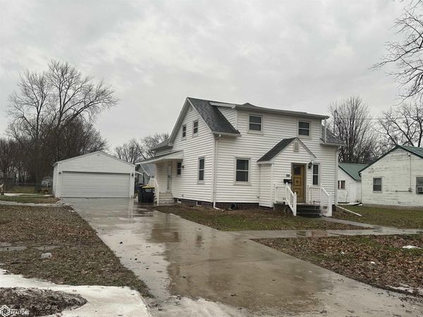 705 NW 3Rd Street, Eagle Grove, IA 50533
