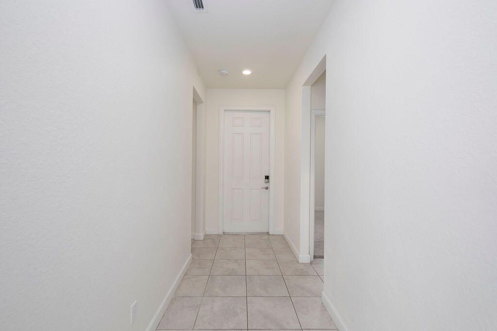 7847 NW Greenbank Circle, Port Saint Lucie, FL 34987 Photo