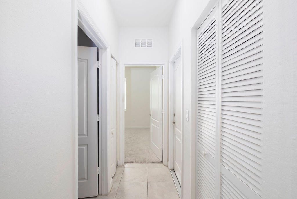 7847 NW Greenbank Circle, Port Saint Lucie, FL 34987 Photo