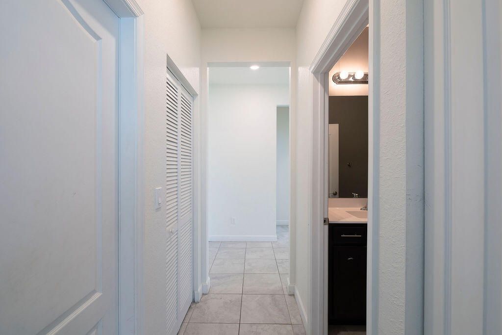 7847 NW Greenbank Circle, Port Saint Lucie, FL 34987 Photo